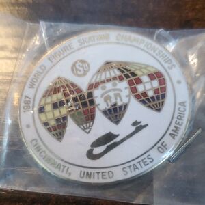 1987 Figure Skating Championships Pin